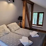 Gorski Zakatek Na Skalnej 46 * كارباش